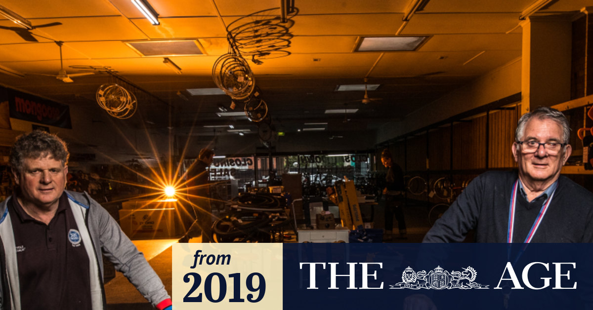 'I'll cry all day' Beloved Footscray bike shop at end of life cycle